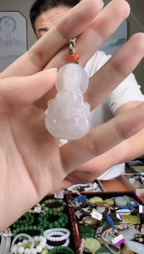 颈饰未镶嵌和田玉一物一证 拍一单发一个