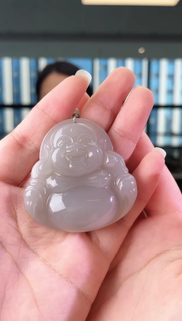 和田玉未镶嵌颈饰佛公 多样性发其一