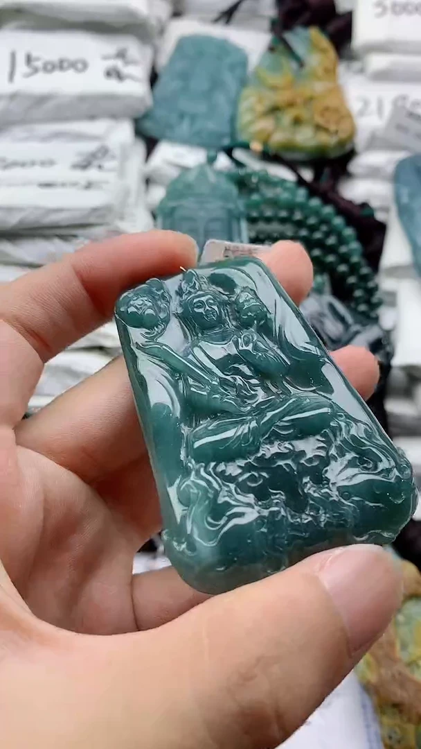 翡翠未镶嵌颈饰88888888