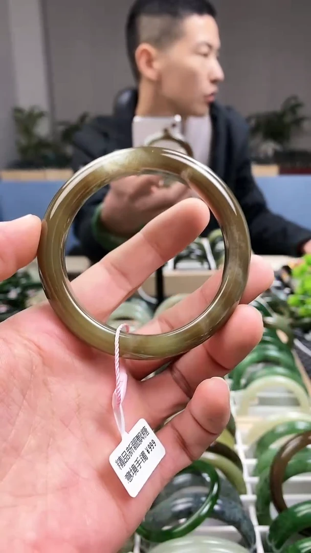 【闪购商品】和田玉手镯未镶嵌58.2