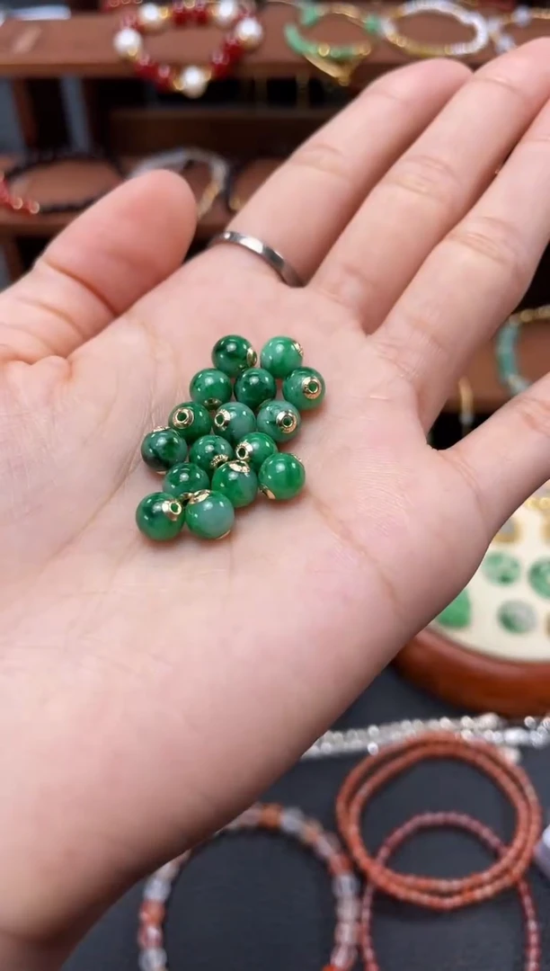 【闪购商品】翡翠吊坠(不含链)18K金镶嵌多样性发货一个