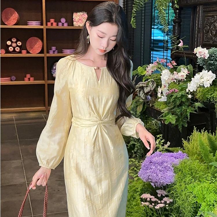 【去有风的地方】碎花气质连衣裙裙子女秋温柔显瘦6944