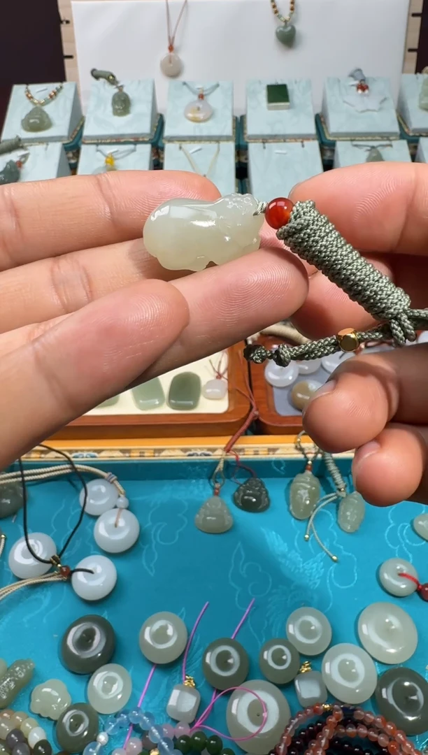 【闪购商品】和田玉颈饰未镶嵌26貔貅