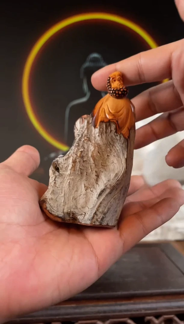 柏木（崖柏）手工摆件,先抢先得! 编号:367