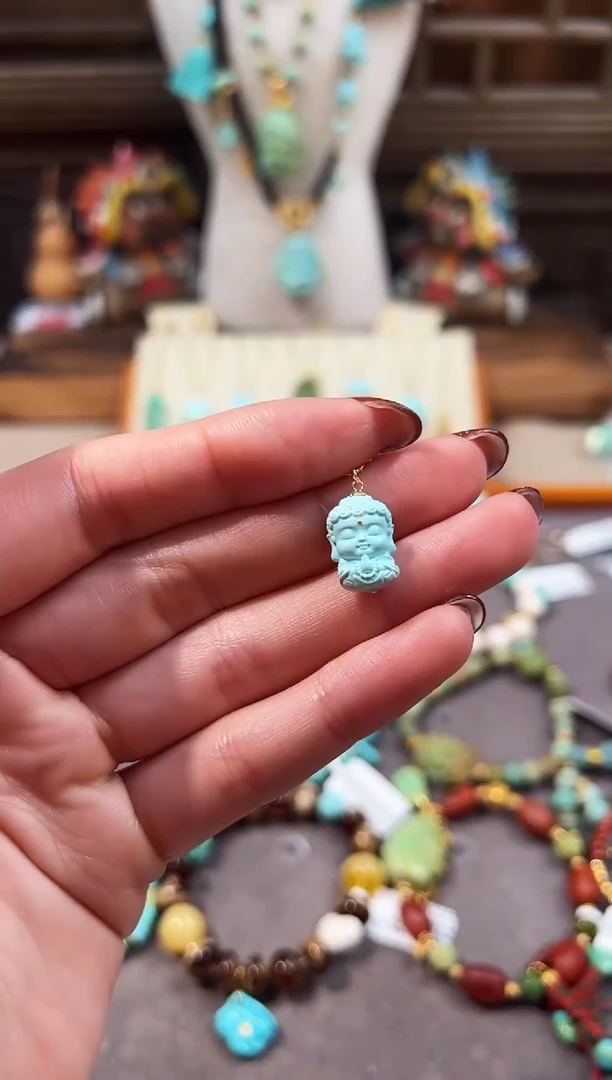 18K金镶嵌绿松石提溜宝宝佛