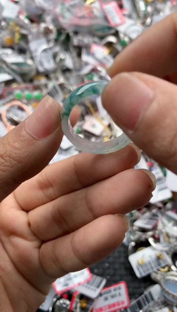 未镶嵌戒指翡翠随机发