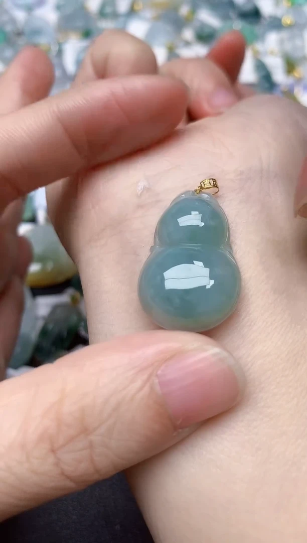 颈饰18K金镶嵌翡翠天然缅甸A货翡翠