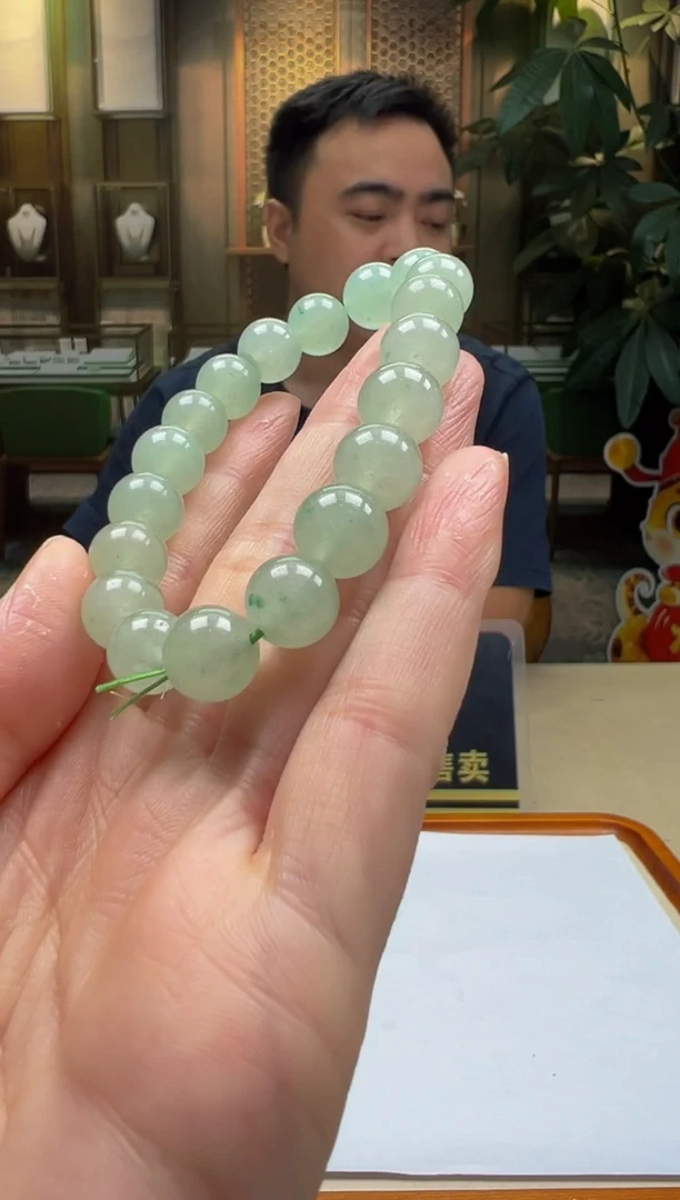 翡翠未镶嵌颈饰G2025-5-10-34