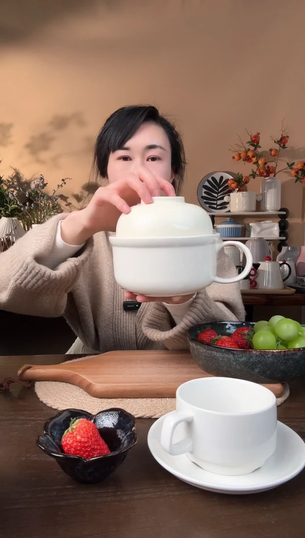 【闪购商品】瓷片6英寸带盖泡面碗微瑕