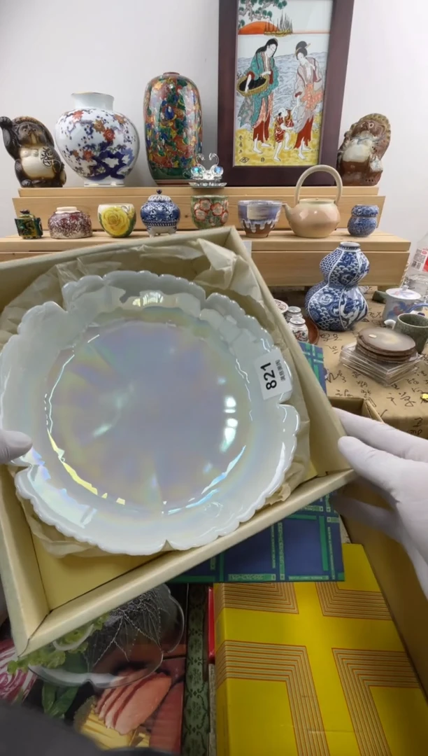 瓷片在**上满意瓷器821