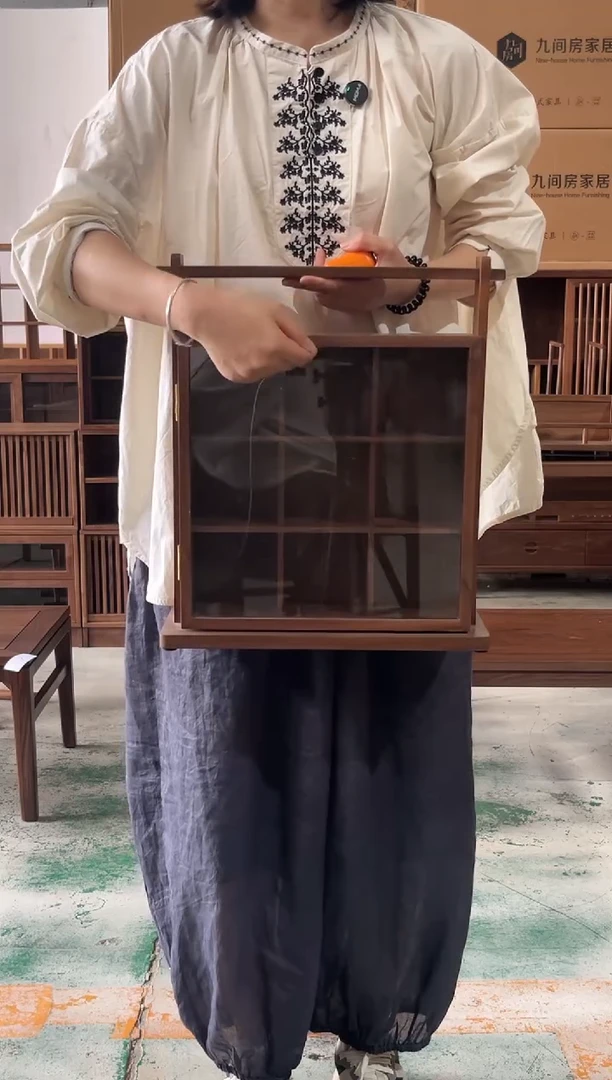 木(非红木类)提梁九宫格