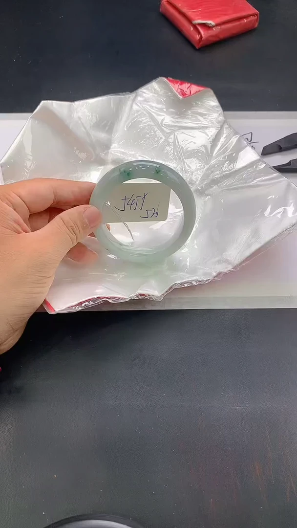 翡翠手镯未镶嵌268