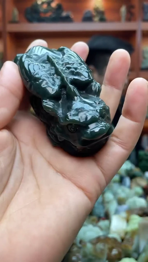 未镶嵌和田玉把件1