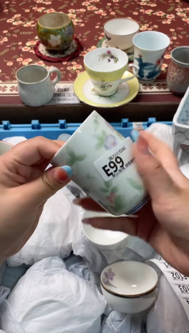 瓷片小****)瓷器瓷器E99