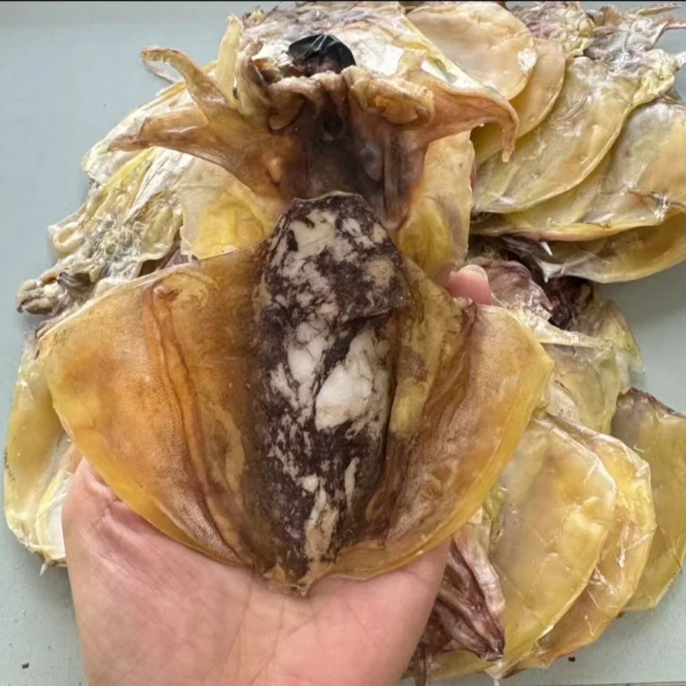 兰姐推荐、淡晒淡水墨鱼干煲汤食用营养丰富的海鲜干货煲莲藕花汤