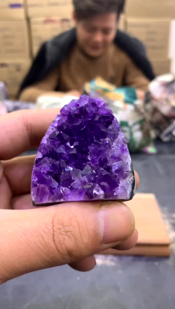 【闪购商品】水晶摆件未镶嵌天然紫水晶摆件258