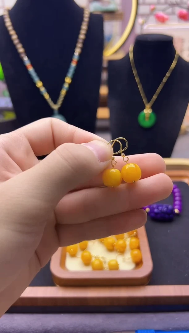 【闪购商品】蜜蜡耳饰14K金镶嵌E01