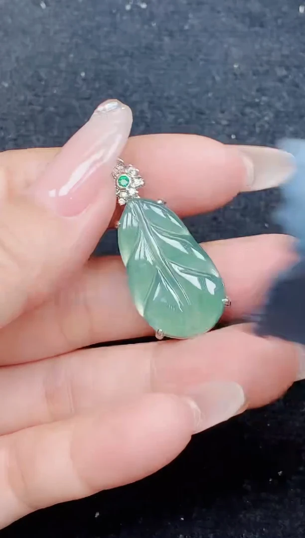 颈饰未镶嵌翡翠天然A货翡翠 保A保真