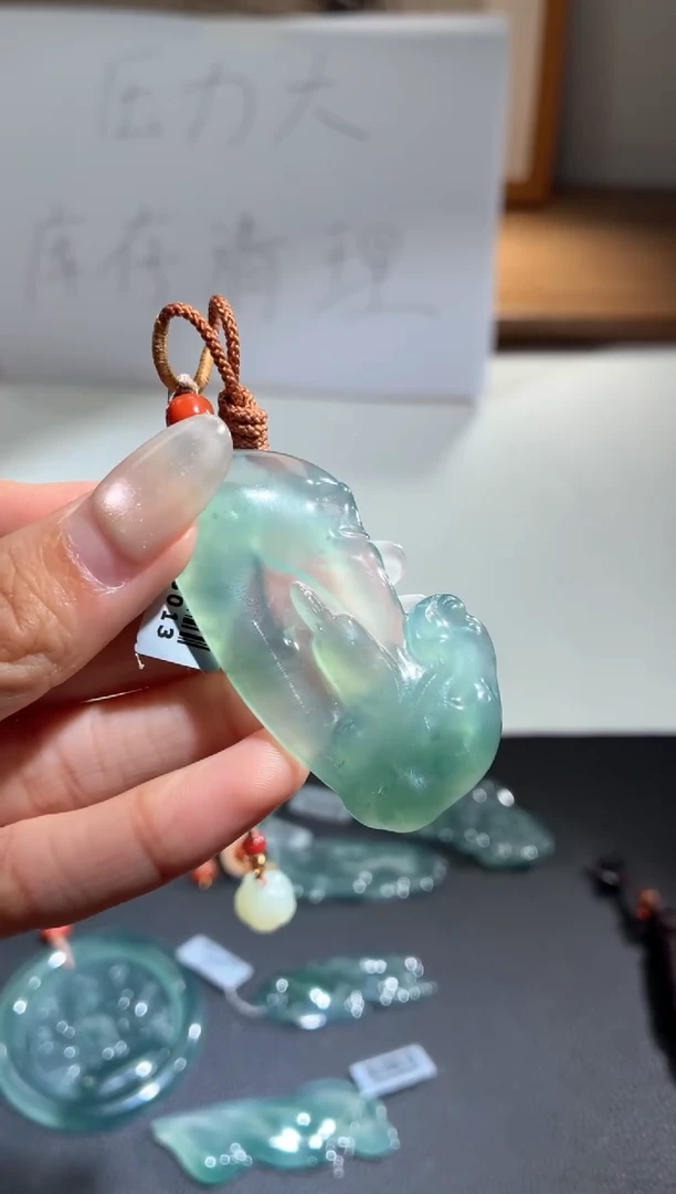 吊坠(不含链)未镶嵌翡翠天然A货翡翠