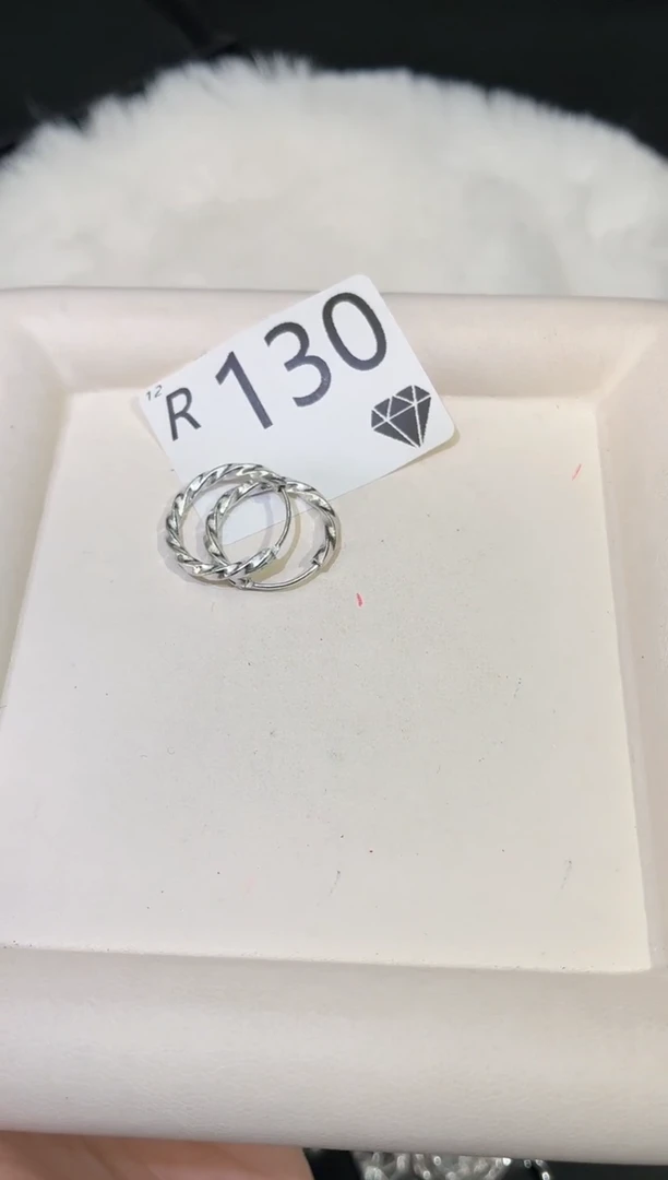 无足银耳饰多样性发一R130