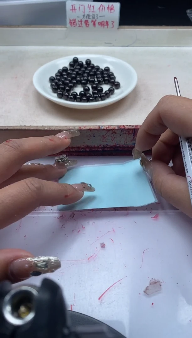 【闪购商品】石榴石颈饰未镶嵌w205石榴石8mm*5颗