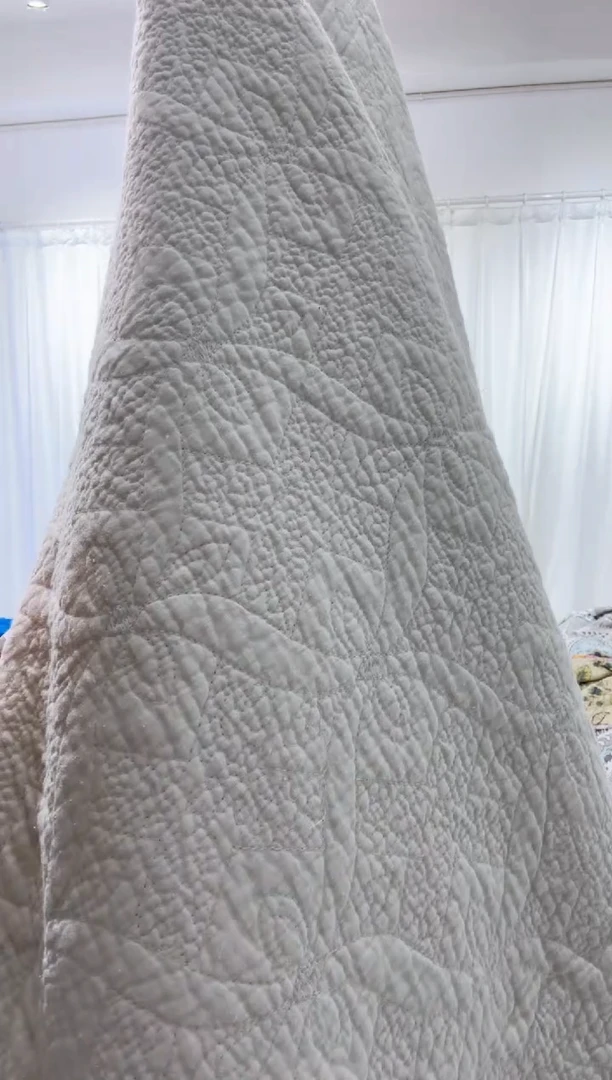 棉220*240纯棉床盖号127微瑕