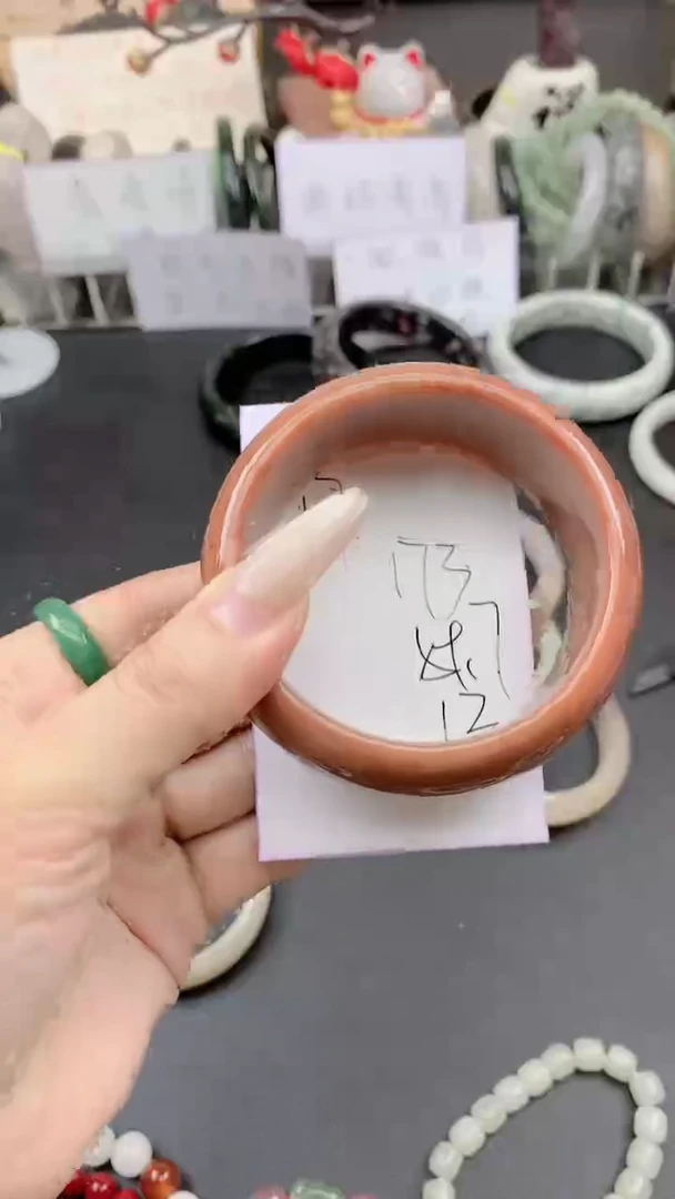 未镶嵌手镯石英质玉173