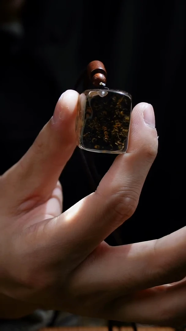 吊坠(赠链)未镶嵌水晶水晶