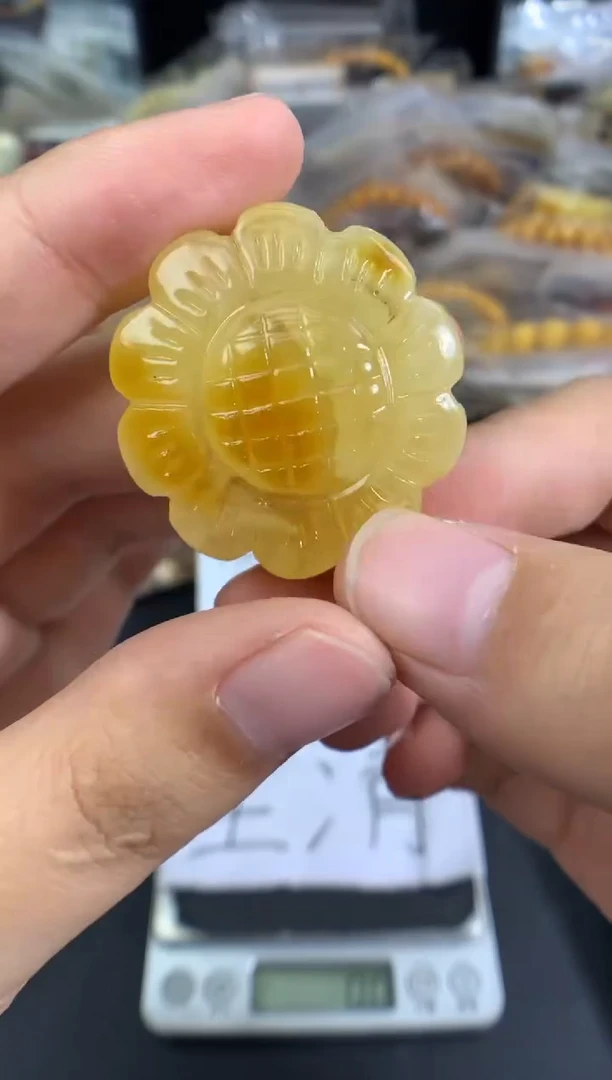 蜜蜡未镶嵌珠宝奇石1