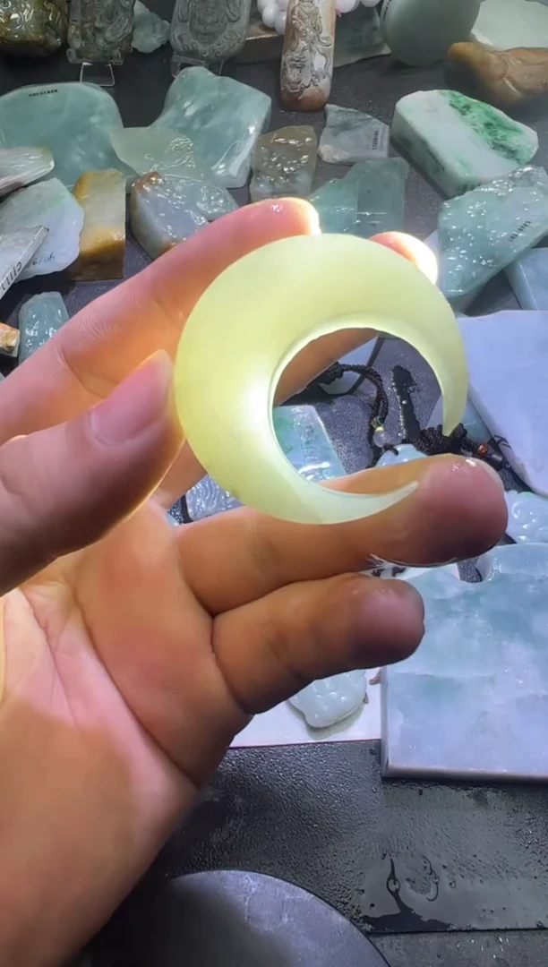 未镶嵌挂件翡翠天然缅甸翡翠A货