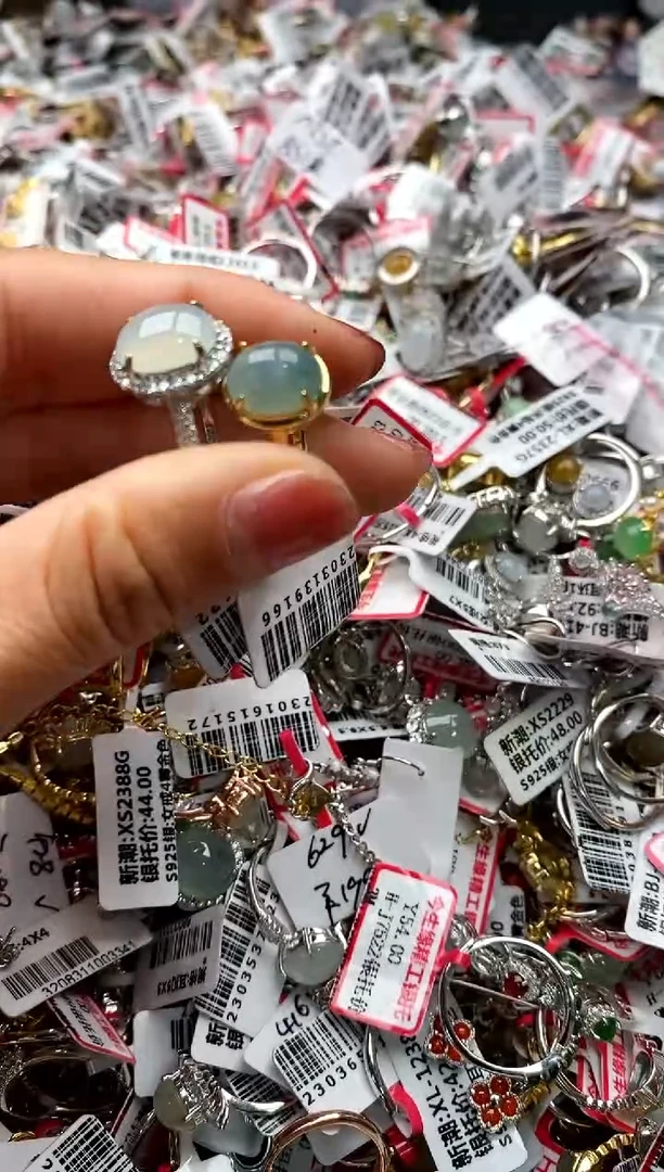 【闪购商品】翡翠戒指银S925镶嵌4444444     8