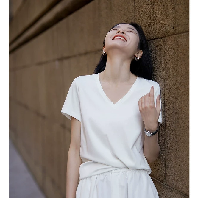 笑涵阁 原创设计短袖多色大U领/V领佰搭T恤TXB682186MG