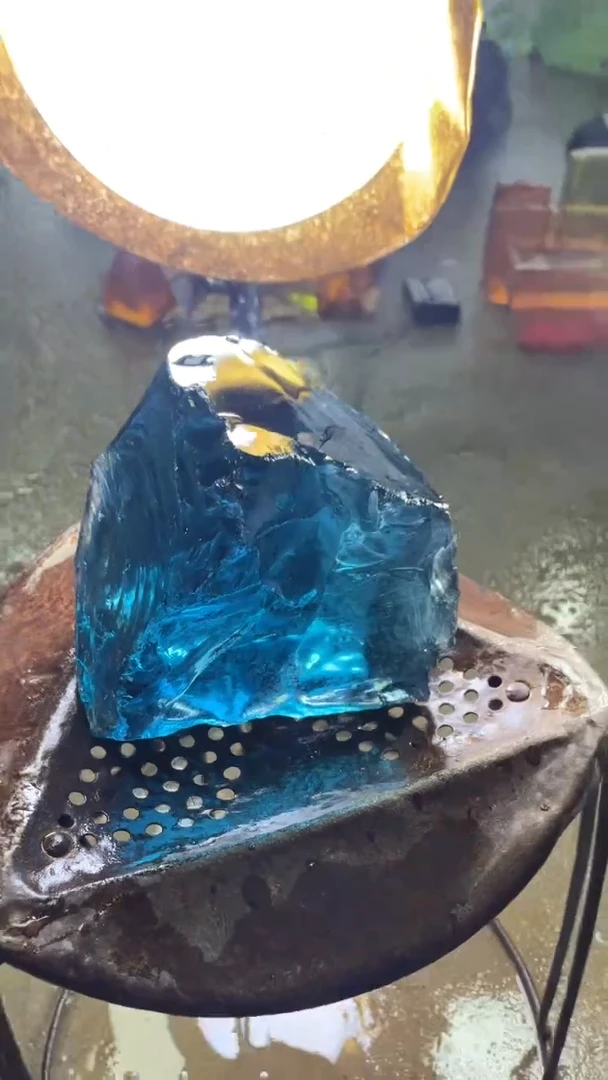 新疆彩石奇石摆件