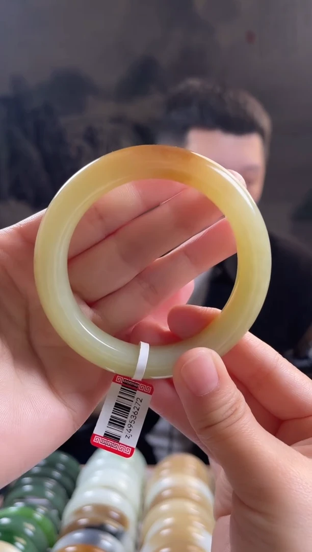 未镶嵌手镯和田玉57+圈口6272