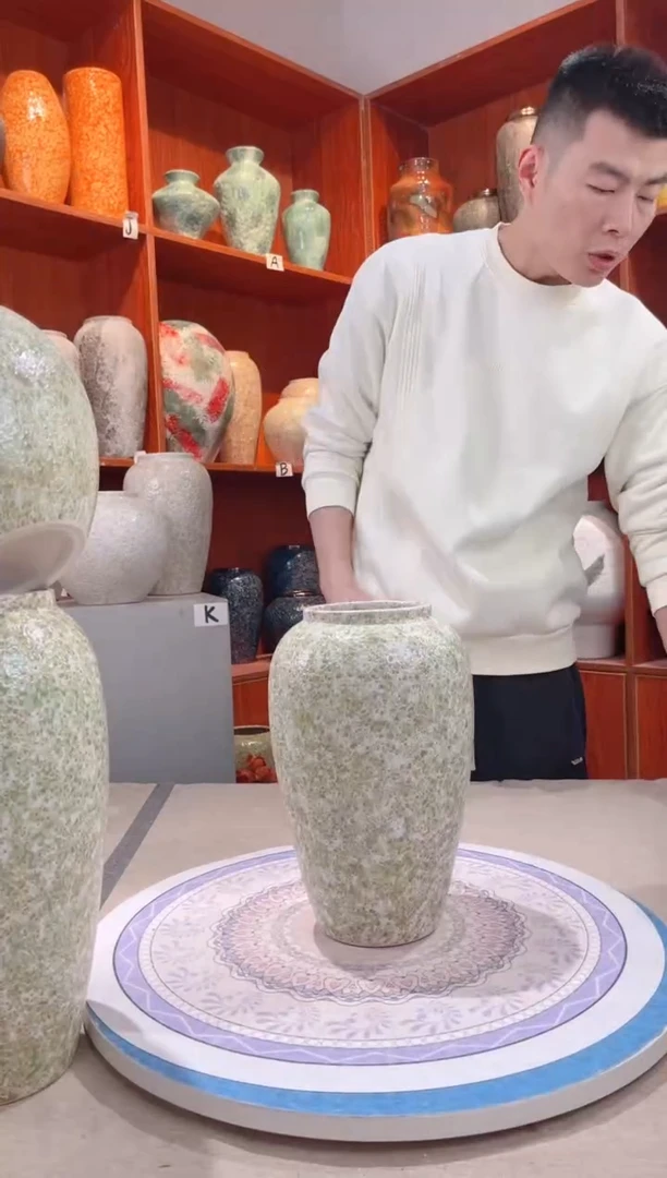 【闪购商品】瓶春意盎然 中号 陶瓷花瓶 无花