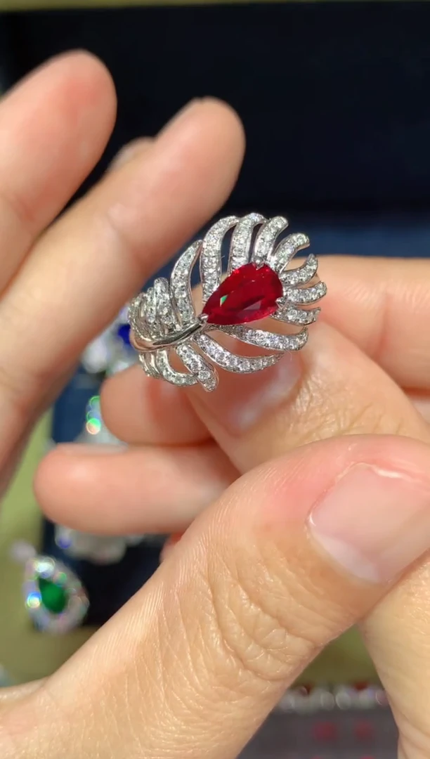 【闪购商品】红宝石戒指18K金镶嵌1.03CT   无烧鸽血红