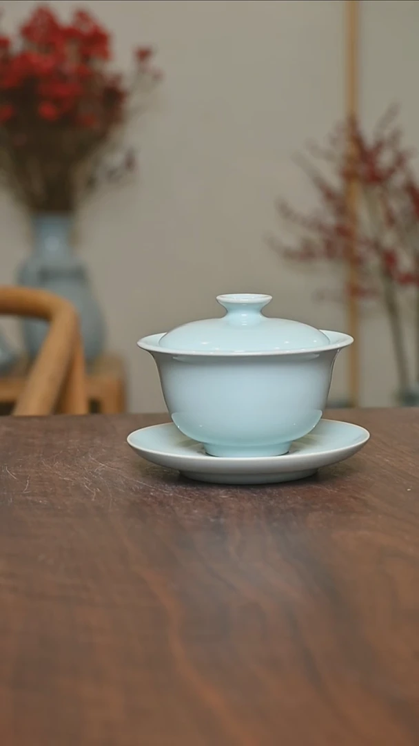 【闪购商品】其他天青釉朱法喜款手拉元宝盖碗120毫升一级