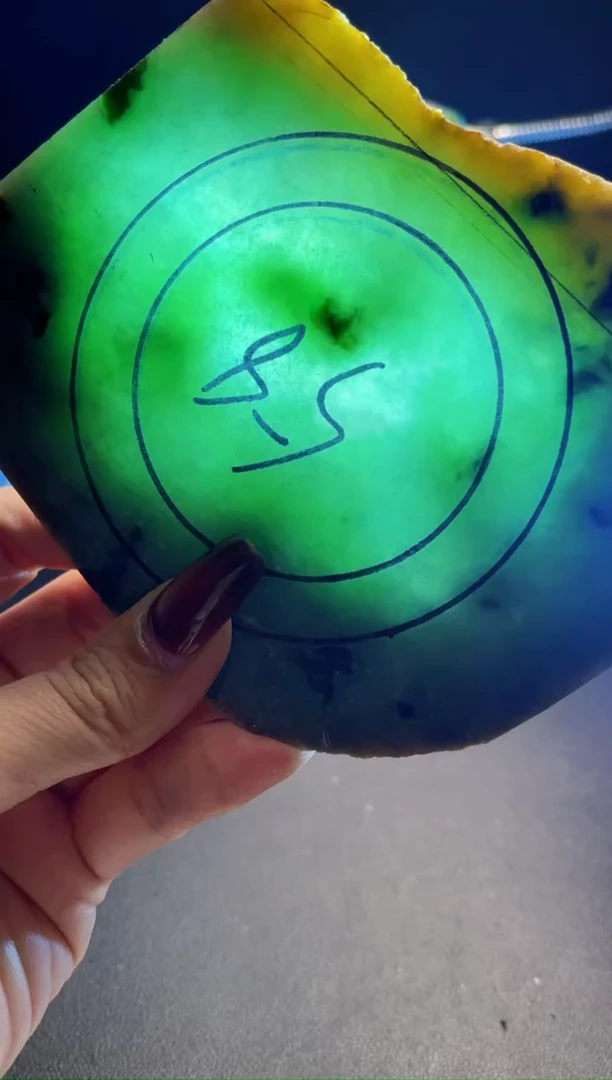 未镶嵌手镯定制翡翠搞*翡翠