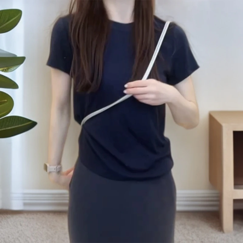 新款休闲短袖T恤健身服上衣女百搭美式T恤夏款纯色圆领