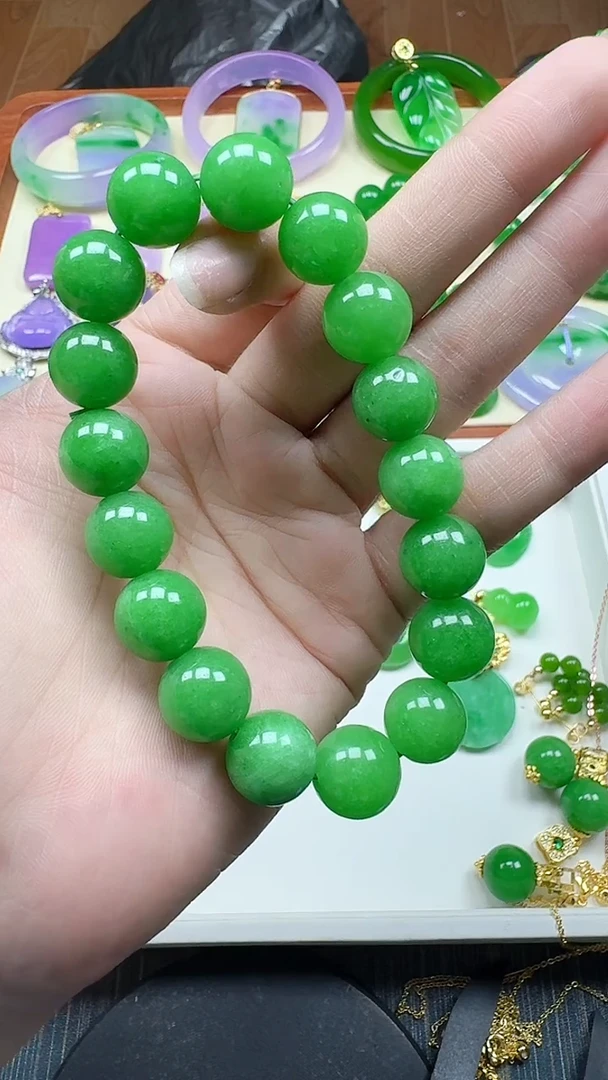 颈饰未镶嵌翡翠12mm绿串