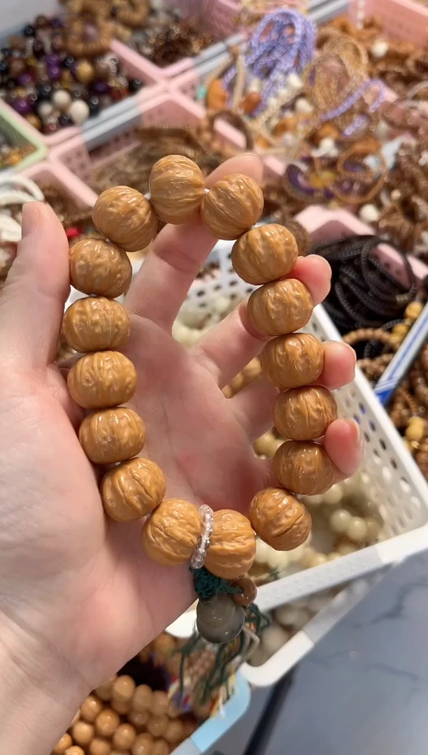 手串菩提根/象牙果猴头京八棱手串手持 17mm