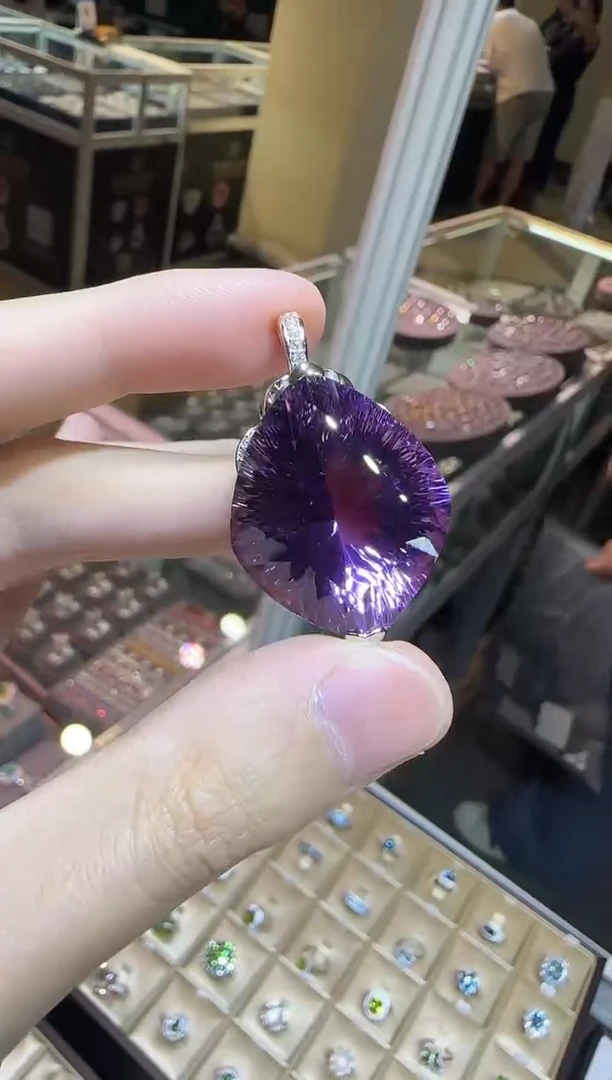 银S925镶嵌颈饰紫晶23*28mm70ct高级款