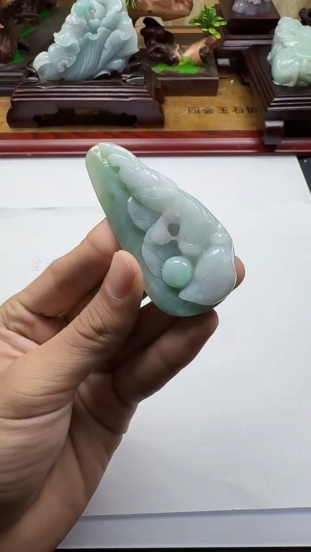 吊坠(不含链)未镶嵌翡翠1