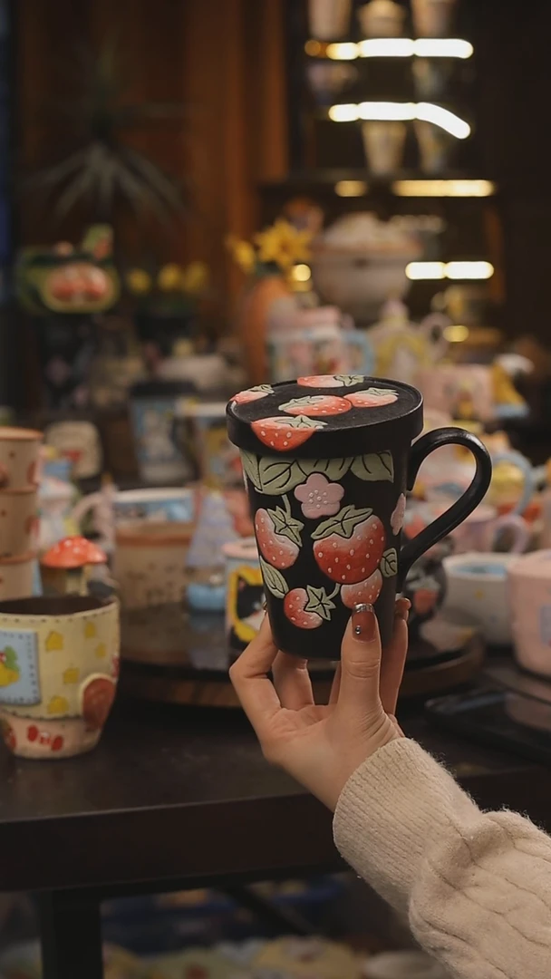 景德镇釉下彩绘设计师款式陶瓷