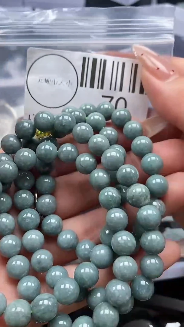 吊坠(不含链)未镶嵌翡翠70