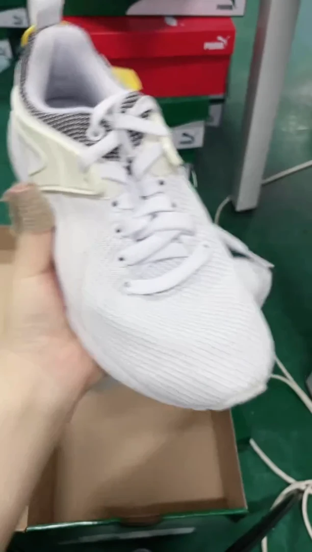 彪马时尚休闲运动鞋36M  C53