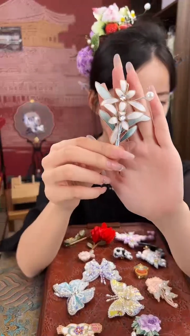 刺绣苏绣世家非遗手工（胸针）