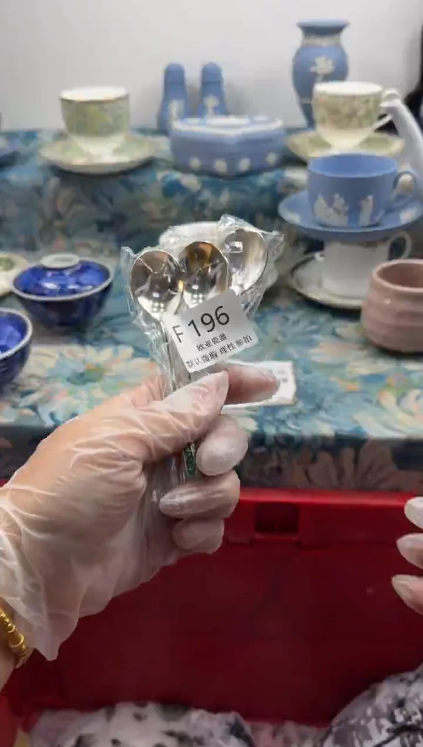 瓷片快**族瓷片   F196