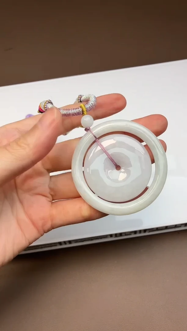 颈饰未镶嵌翡翠牌子