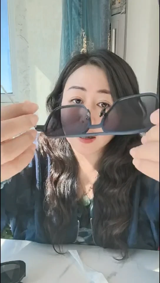 平面款福利特价尼龙镜片钛腿宝蓝色